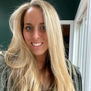 Meet your Posher, Christine